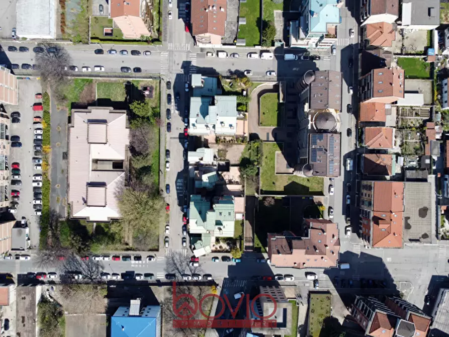 Immagine 46 di Villa in vendita  in VIA SILVESTRO LEGA 4 a Torino