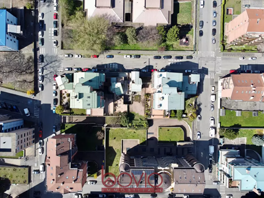 Immagine 48 di Villa in vendita  in VIA SILVESTRO LEGA 4 a Torino