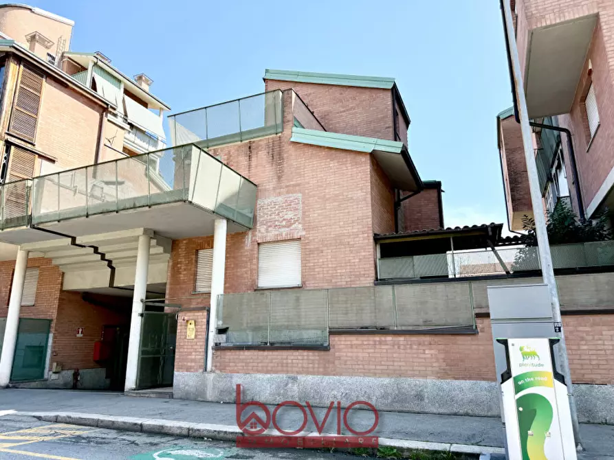 Immagine 54 di Villa in vendita  in VIA SILVESTRO LEGA 4 a Torino