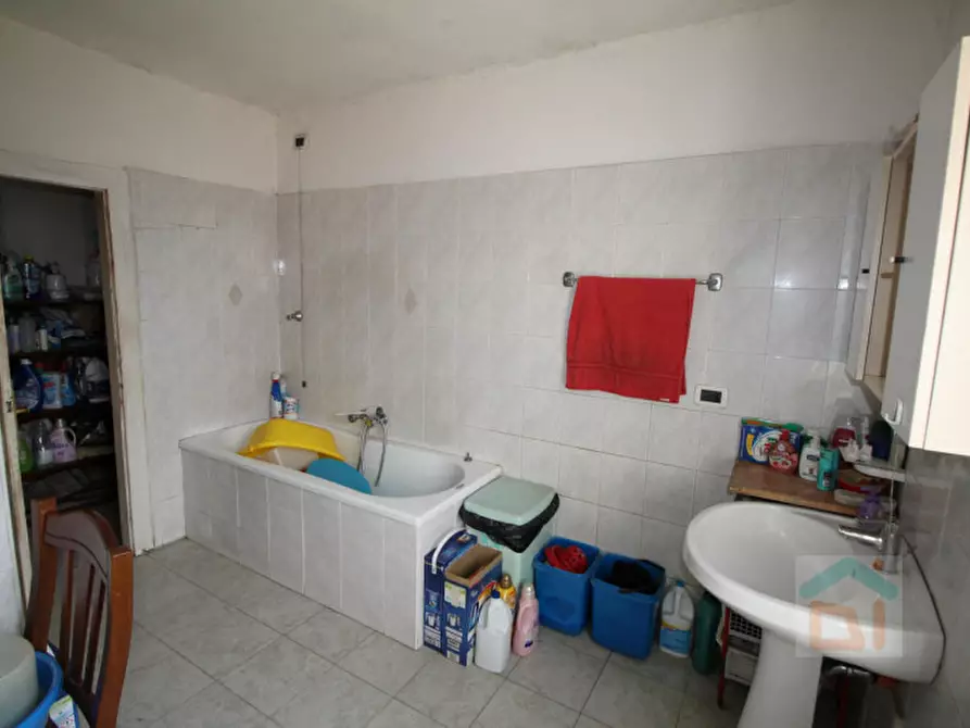 Immagine 16 di Attività commerciale in vendita  in Via Armando Diaz 10 a Porpetto