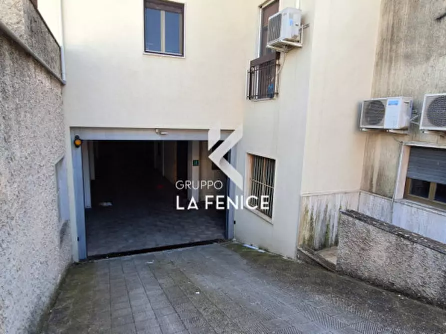 Immagine 4 di Magazzino in vendita  in via Federico II a Locorotondo