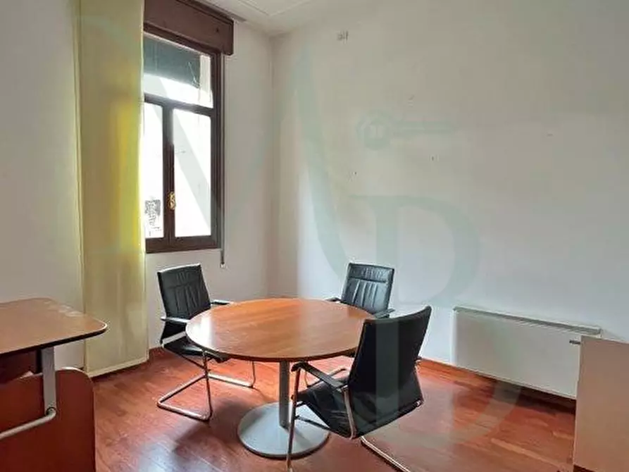 Immagine 6 di Ufficio in affitto  a Padova