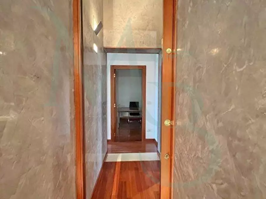 Immagine 21 di Ufficio in affitto  a Padova