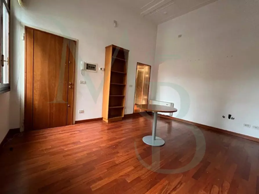 Immagine 25 di Ufficio in affitto  a Padova