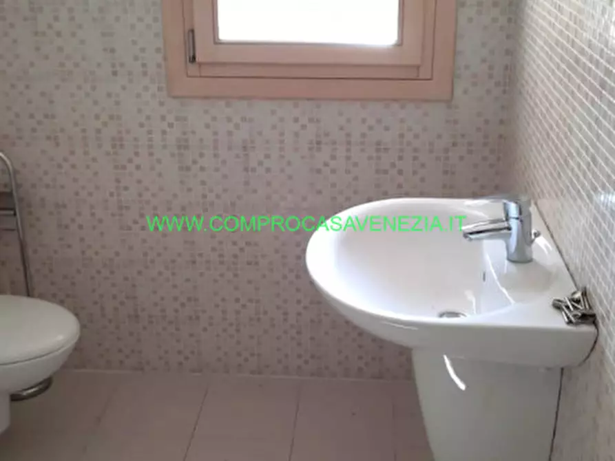 Immagine 6 di Appartamento in vendita  in roncade centro a Roncade