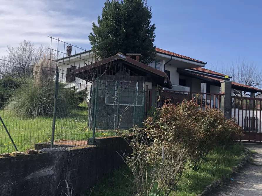 Immagine 5 di Villa in vendita  in Strada Collina Ronzone   14/A a Casale Monferrato