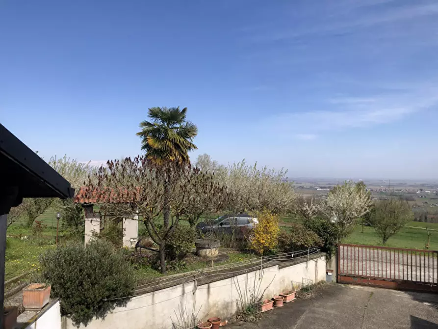 Immagine 27 di Villa in vendita  in Strada Collina Ronzone   14/A a Casale Monferrato