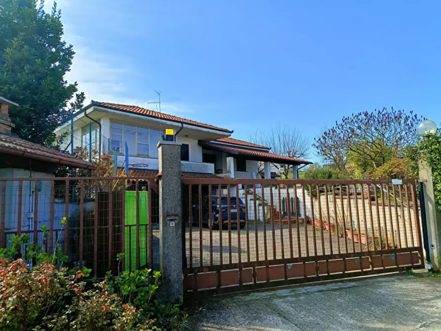 Immagine 45 di Villa in vendita  in Strada Collina Ronzone   14/A a Casale Monferrato