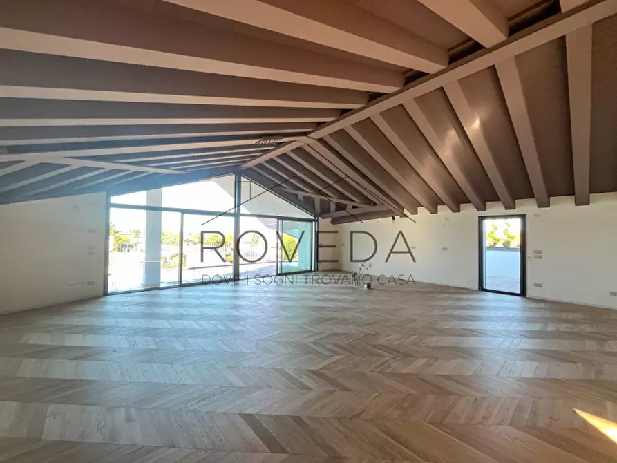 Immagine 8 di Appartamento in vendita  in Via Montello a Treviso