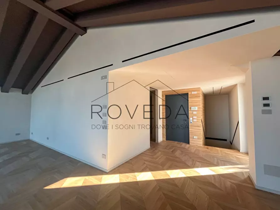 Immagine 10 di Appartamento in vendita  in Via Montello a Treviso
