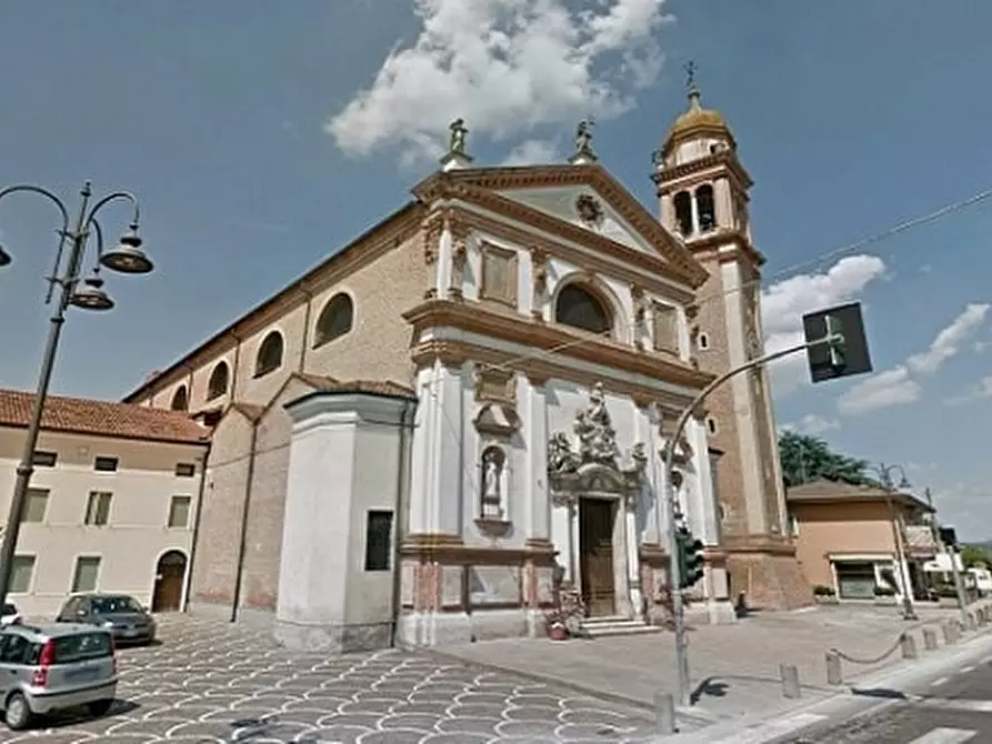 Immagine 2 di Ufficio in vendita  in Piazza Sandro Pertini a Ospedaletto Euganeo