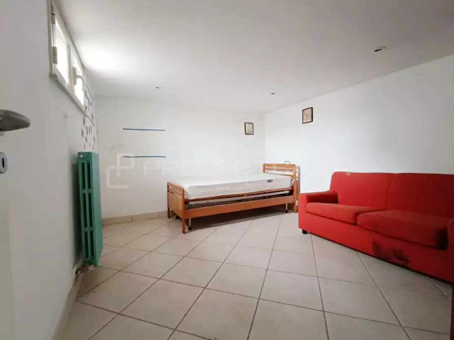 Immagine 14 di Casa indipendente in vendita  in Via Galatina a Soleto