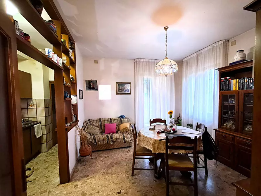 Immagine 4 di Casa indipendente in vendita  a Tuoro Sul Trasimeno