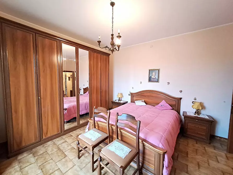 Immagine 15 di Casa indipendente in vendita  a Tuoro Sul Trasimeno