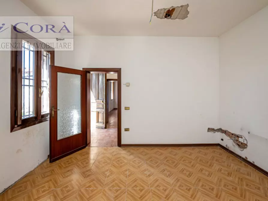 Immagine 8 di Rustico / casale in vendita  in Via Isola Verso Monte a Monselice