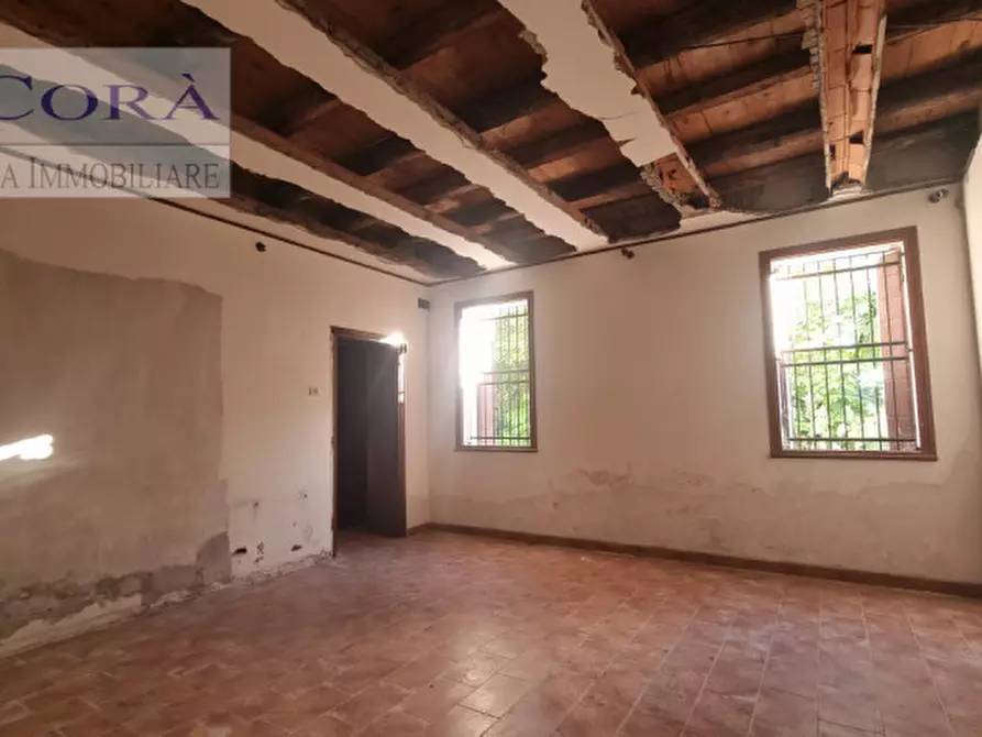 Immagine 21 di Rustico / casale in vendita  in Via Isola Verso Monte a Monselice