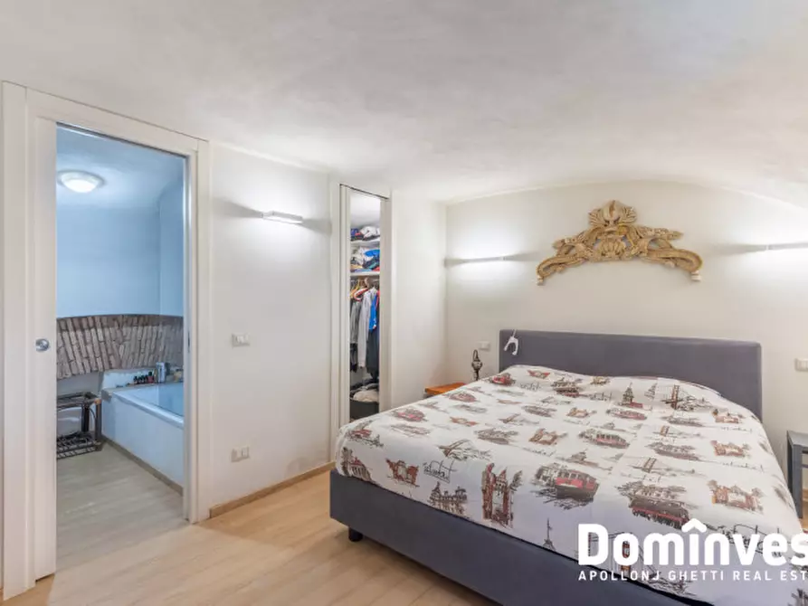 Immagine 13 di Appartamento in affitto  in Via della reginella a Roma