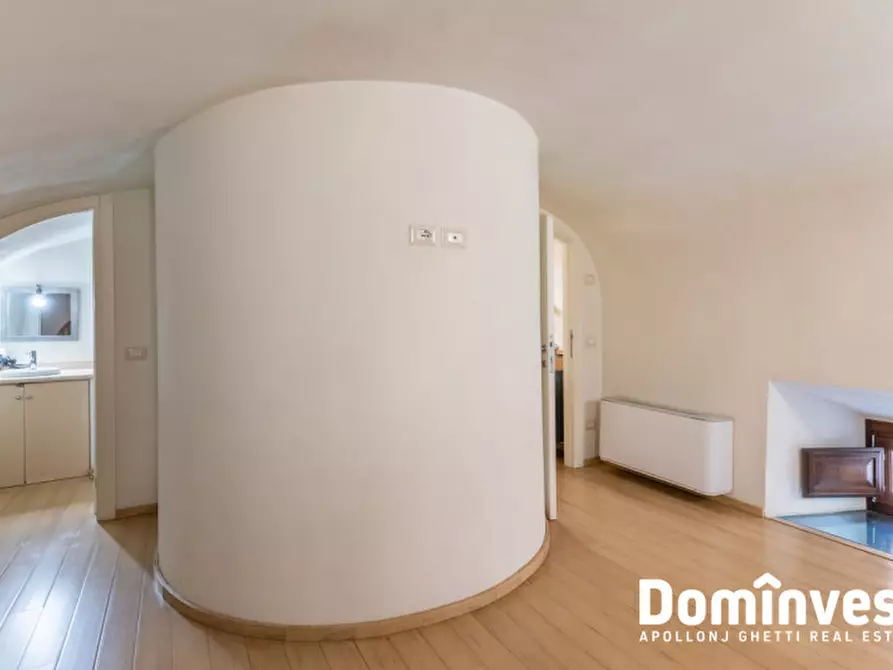 Immagine 19 di Appartamento in affitto  in Via della reginella a Roma