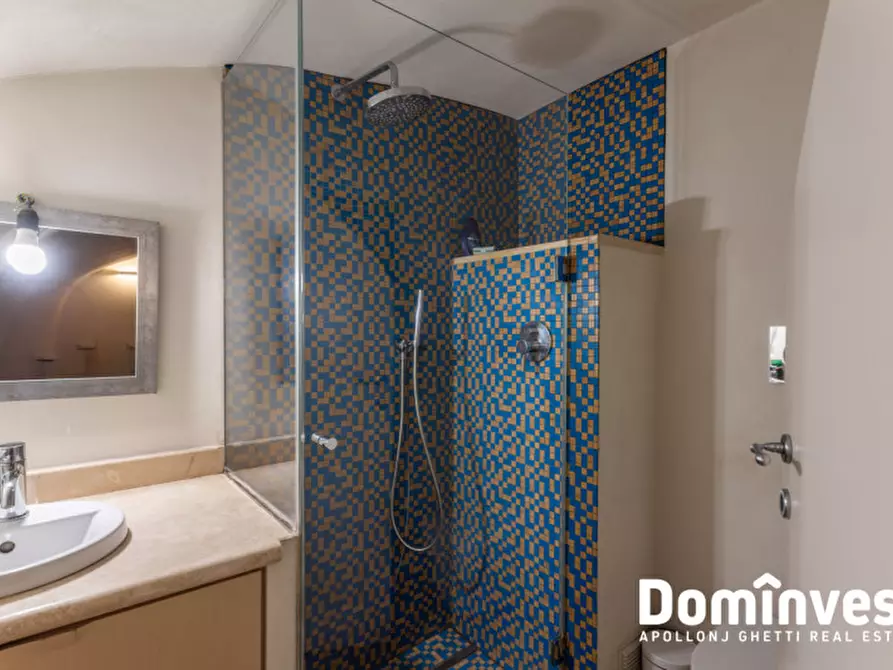 Immagine 21 di Appartamento in affitto  in Via della reginella a Roma