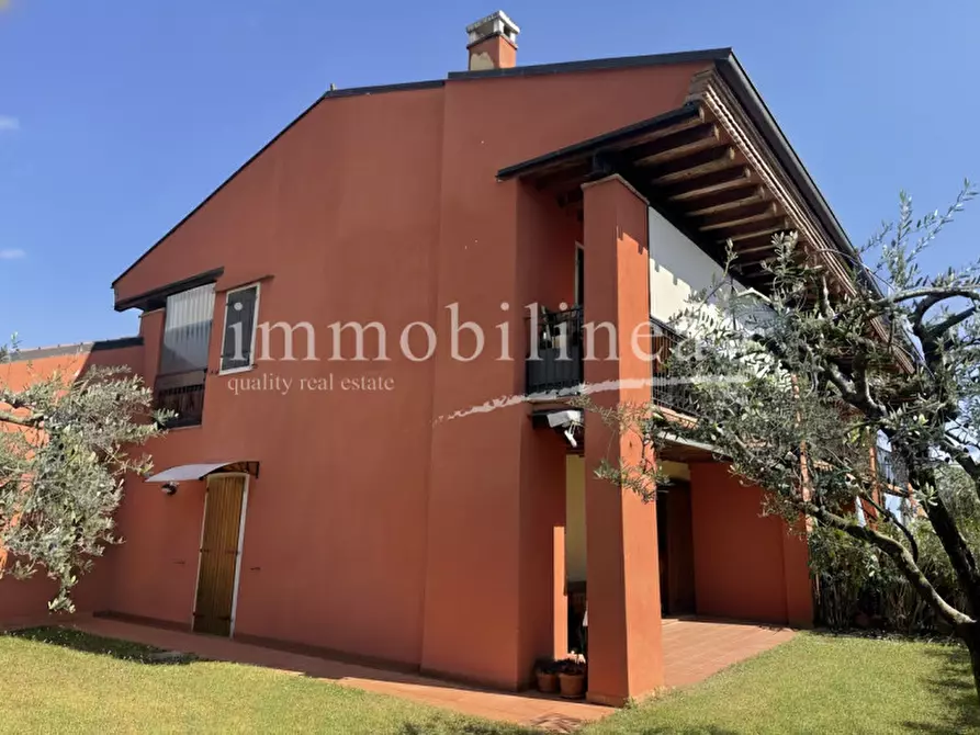 Immagine 16 di Appartamento in vendita  in Via degli Olmi a Lazise