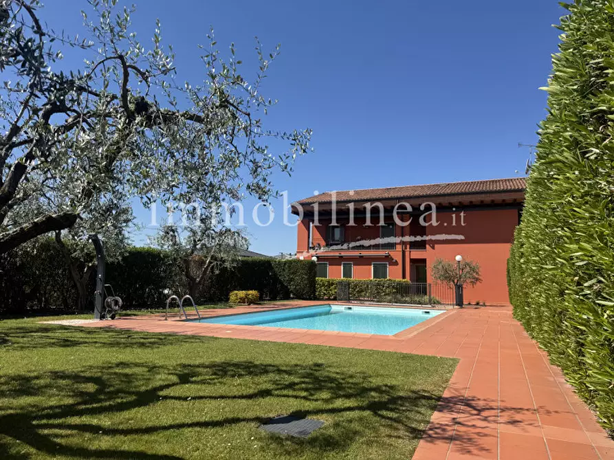 Immagine 3 di Appartamento in vendita  in Via degli Olmi a Lazise