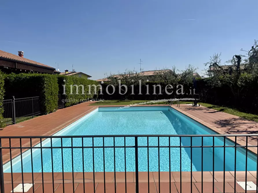 Immagine 17 di Appartamento in vendita  in Via degli Olmi a Lazise