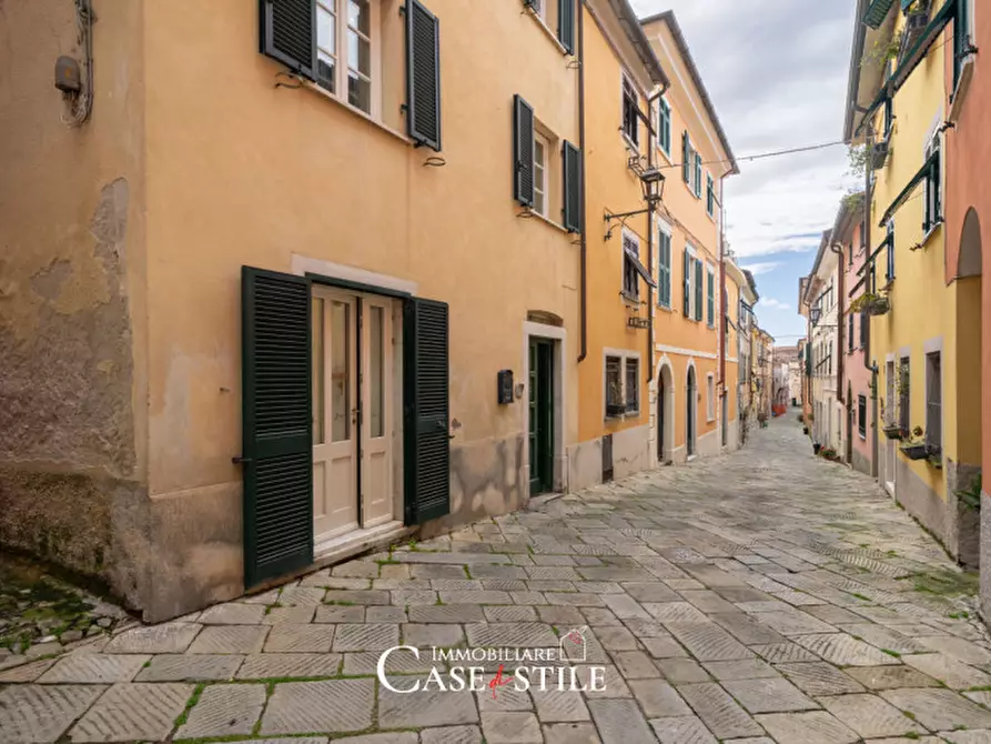 Immagine 20 di Villetta a schiera in vendita  in Via Dante Alighieri a Castelnuovo Magra