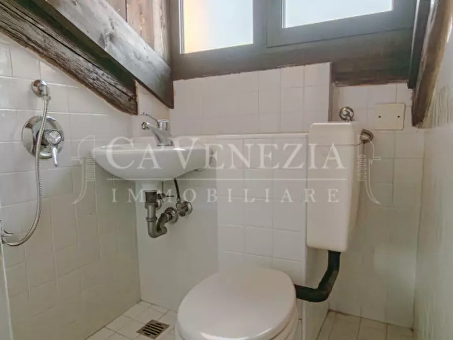 Immagine 23 di Appartamento in vendita  a Venezia