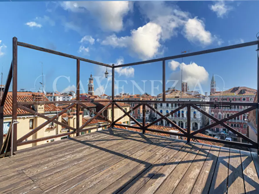 Immagine 26 di Appartamento in vendita  a Venezia