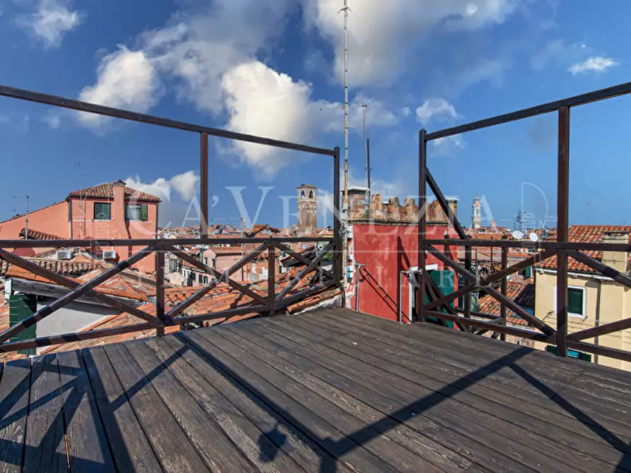 Immagine 28 di Appartamento in vendita  a Venezia