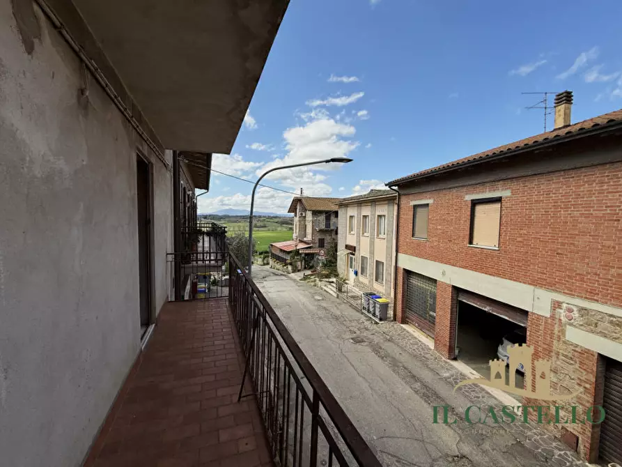 Immagine 7 di Appartamento in vendita  in Sanfatucchio a Castiglione Del Lago
