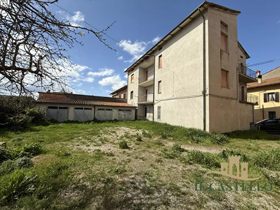 Immagine 9 di Appartamento in vendita  in sANFATUCCHIO a Castiglione Del Lago