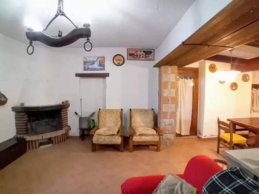 Immagine 6 di Villetta a schiera in vendita  a Tuoro Sul Trasimeno