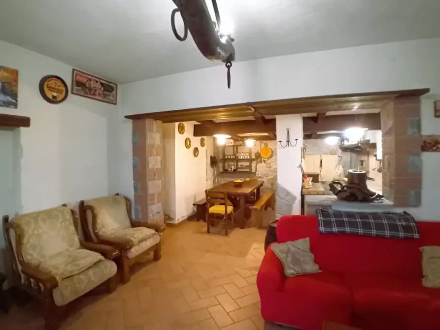 Immagine 9 di Villetta a schiera in vendita  a Tuoro Sul Trasimeno