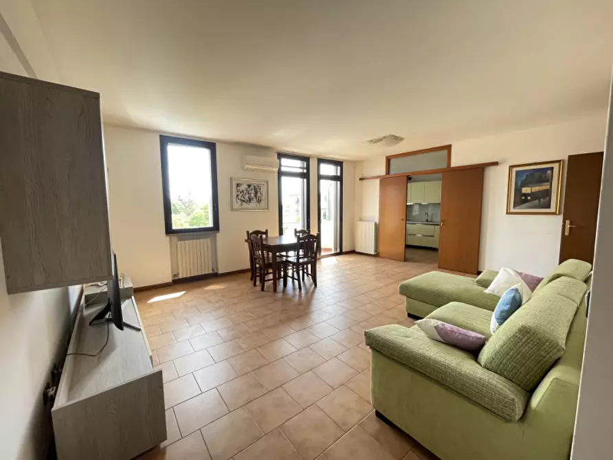 Immagine 1 di Appartamento in vendita  a Suzzara