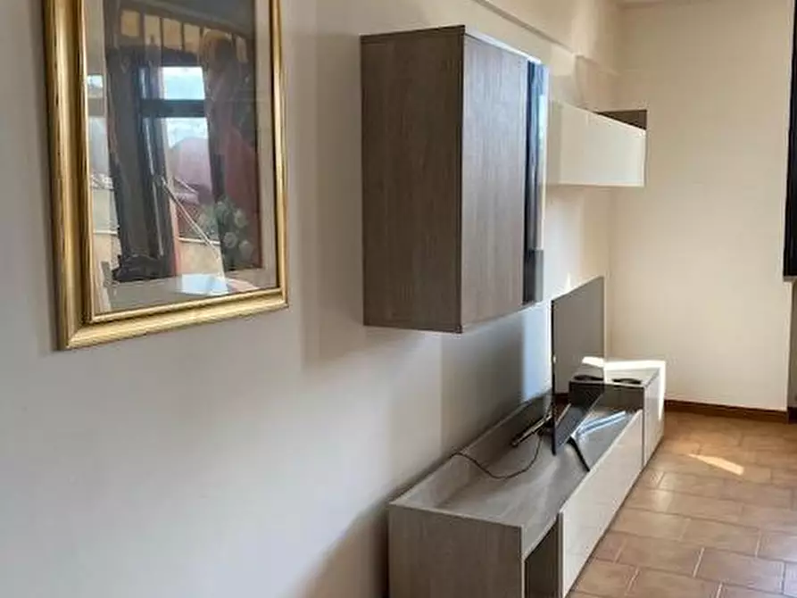 Immagine 5 di Appartamento in vendita  a Suzzara