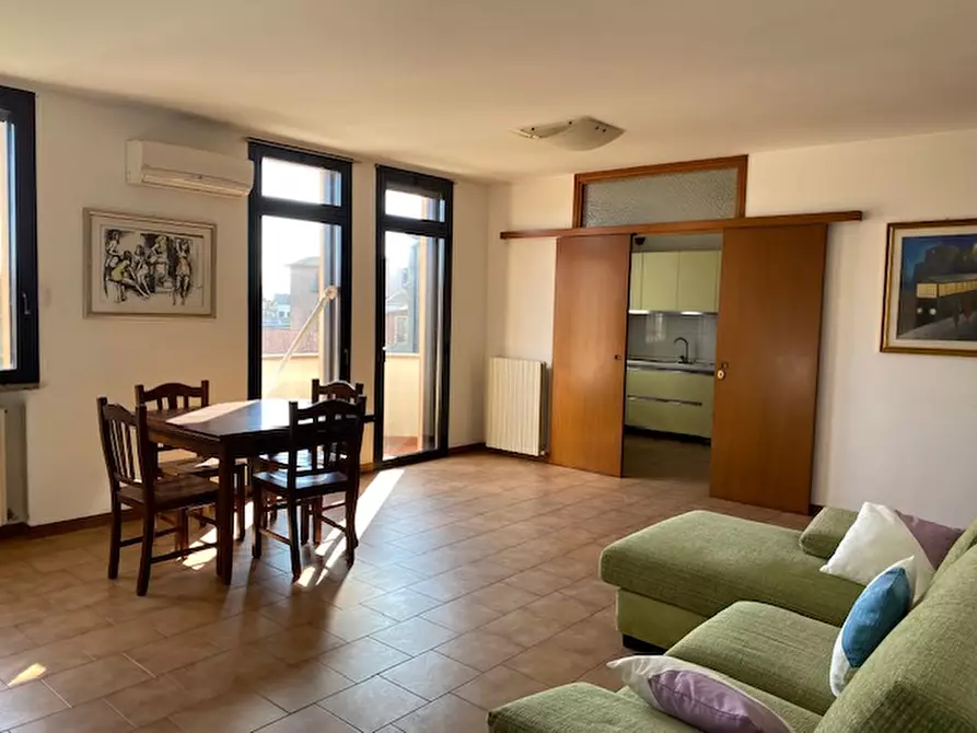 Immagine 7 di Appartamento in vendita  a Suzzara