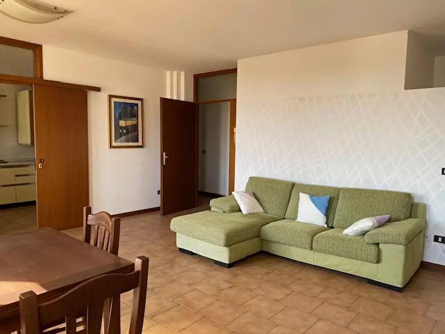 Immagine 13 di Appartamento in vendita  a Suzzara