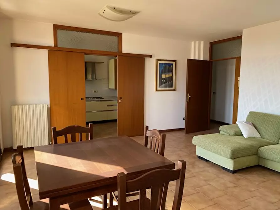 Immagine 14 di Appartamento in vendita  a Suzzara