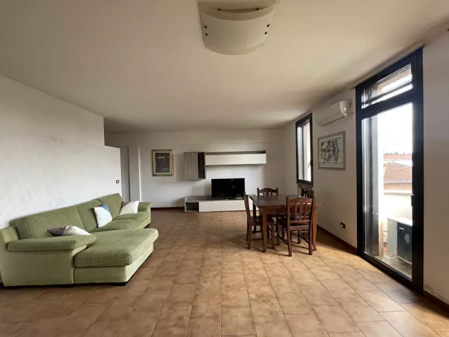 Immagine 21 di Appartamento in vendita  a Suzzara