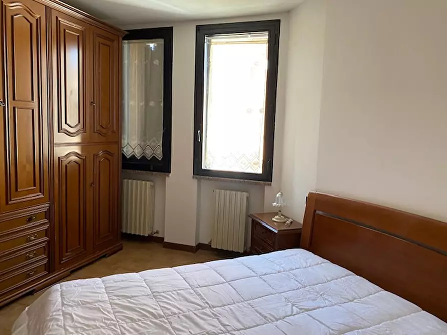 Immagine 37 di Appartamento in vendita  a Suzzara