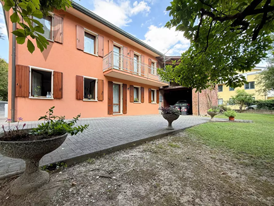 Immagine 2 di Casa indipendente in vendita  a Noventa Padovana