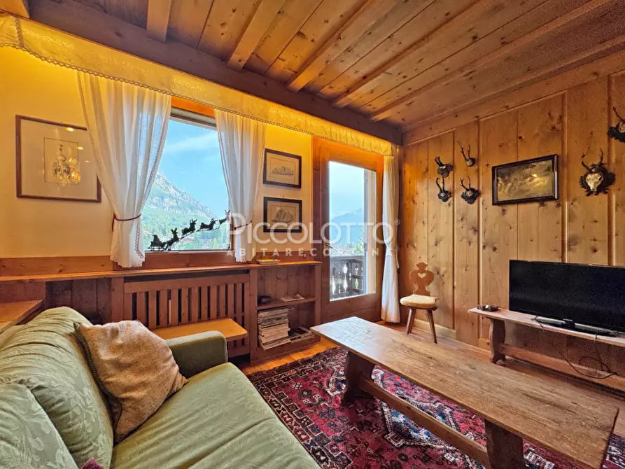 Immagine 9 di Attico in vendita  in Località Verocai a Cortina D'ampezzo