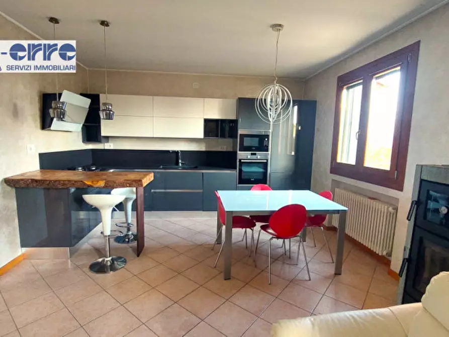 Immagine 2 di Appartamento in affitto  in Via Luigi Einaudi a Pianezze