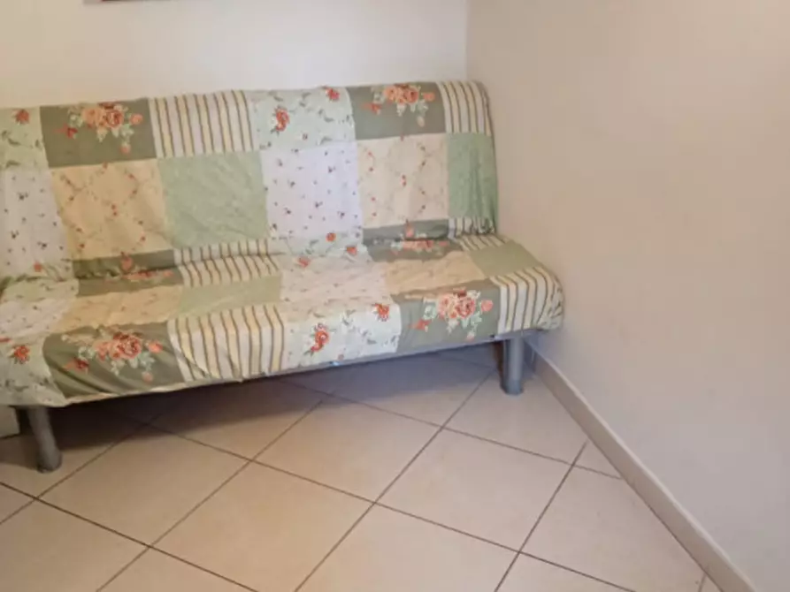 Immagine 3 di Appartamento in affitto  in via Alessandro Poerio a Napoli