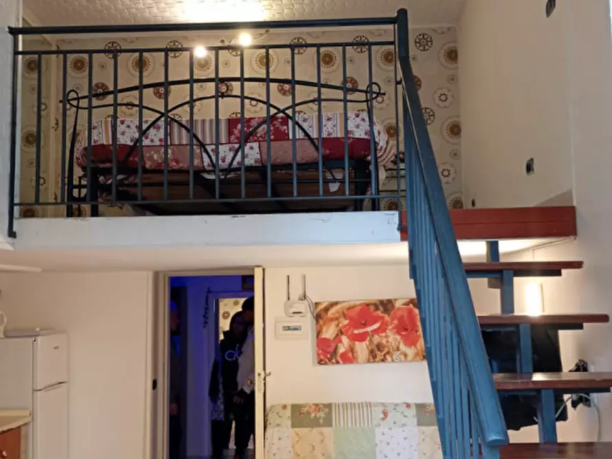 Immagine 12 di Appartamento in affitto  in via Alessandro Poerio a Napoli