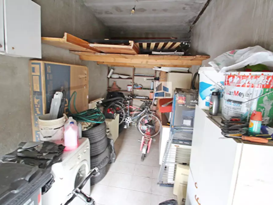 Immagine 16 di Appartamento in vendita  in Via Grazia Deledda a Campagna Lupia