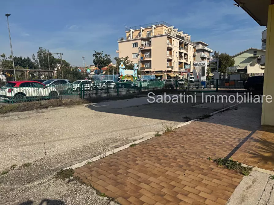 Immagine 21 di Capannone industriale in vendita  in Via Italia,7 a Spoltore