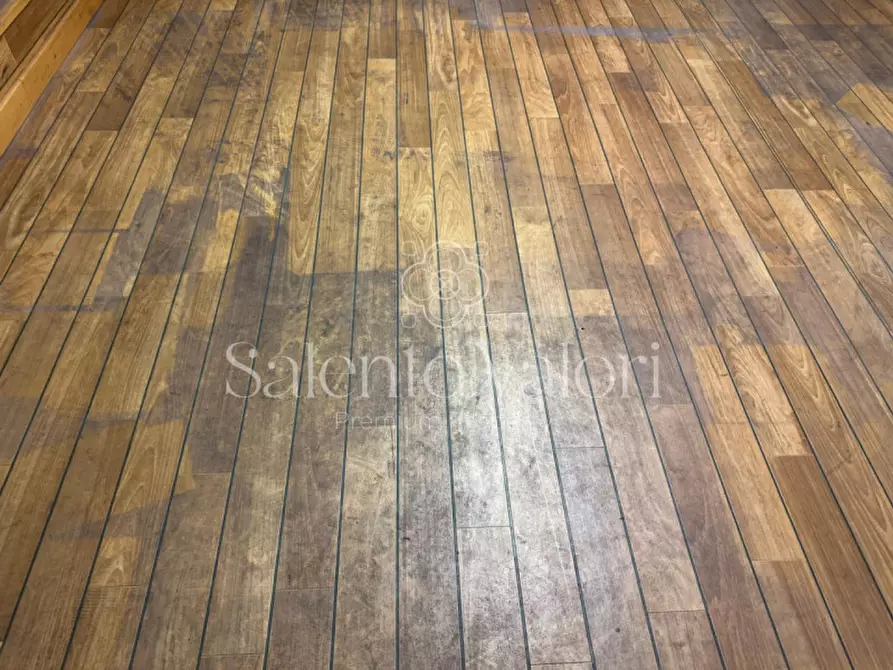 Immagine 23 di Attività commerciale in vendita  in via Impero 92 a Parabita