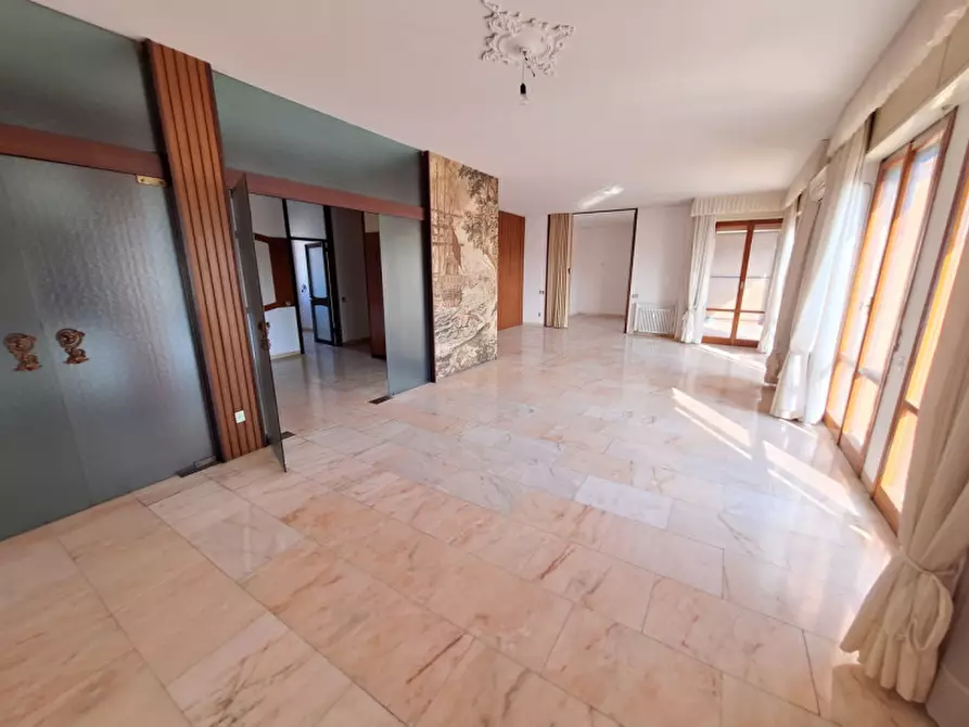 Immagine 1 di Attico in affitto  in via Jacopo Cantelli 15 a Modena